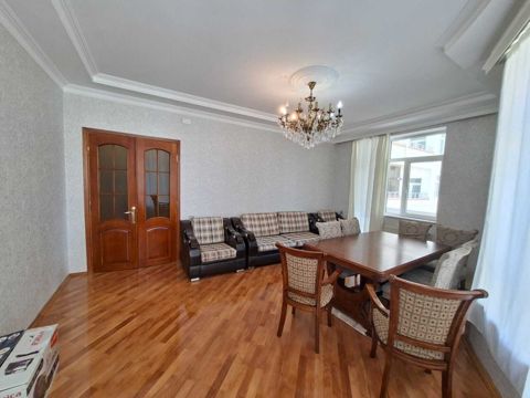 Satılır 3 otaqlı yeni tikili 120 m² — Bakı