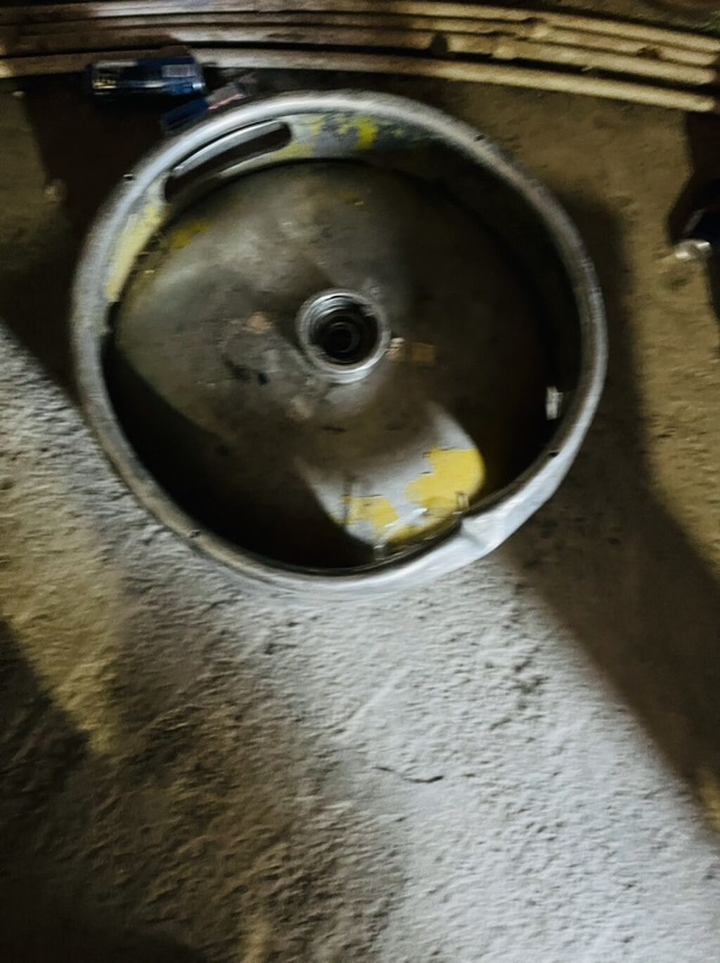 Paslanmayan poladdan hazırlanmış pivə fıçısı (keg) - Həcm: təxmini 50 — Su çənləri, kanisterləri, bochkalar, Digah (2)