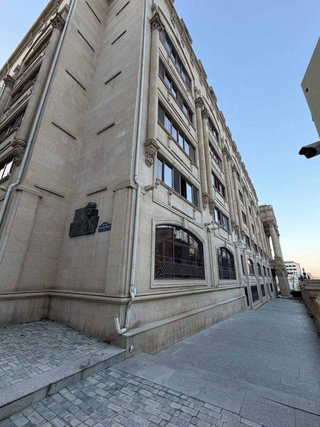 Satılır 1 otaqlı köhnə tikili 42 m² — Mənzil, Bakı