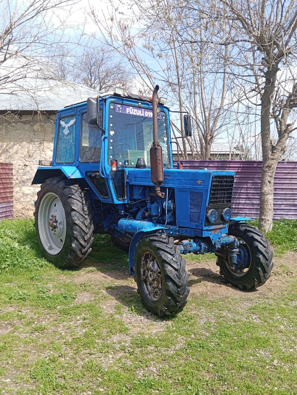 Mavi rəngli MTZ/Minsk tipli təkərli traktor - Güclü dizel mühərrik — Traktorlar, Bakı (6)