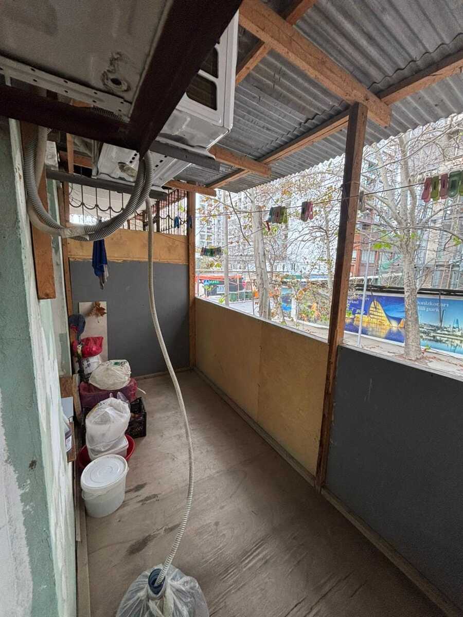 Satılır 2 otaqlı köhnə tikili 65 m² — Mənzil, Bakı (2)