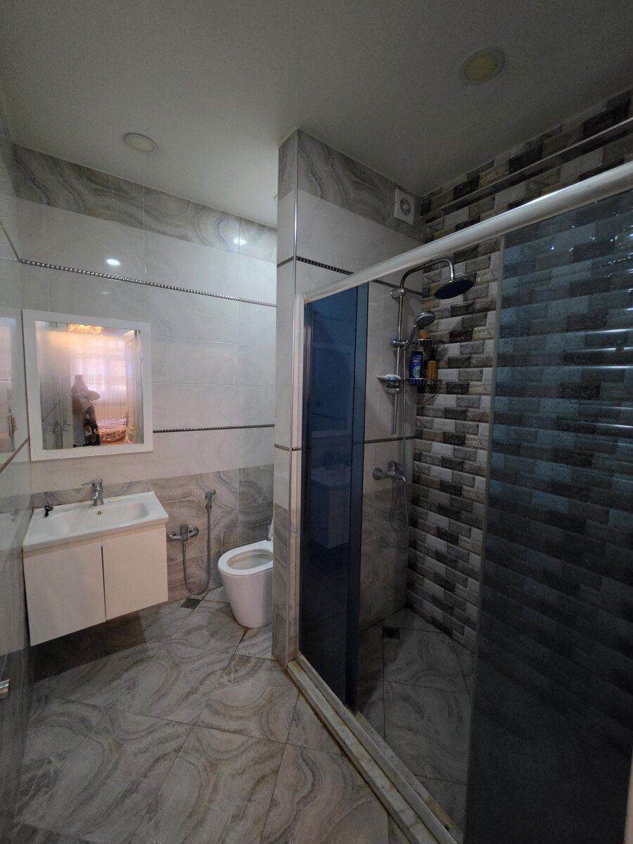 3-otaqlı yeni tikili kirayə verilir, Məmməd Cəfər Cəfərov küç., 135 m² — Mənzil, Bakı (2)