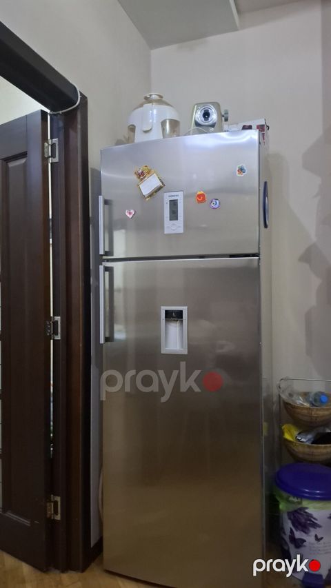İşlənmiş 1 qapılı Siemens Soyuducu Satılır, rəng - Gümüşü, Dispenserli