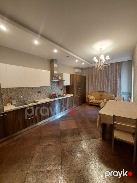 İcarəyə verilir 2 otaqlı yeni tikili 125 m²