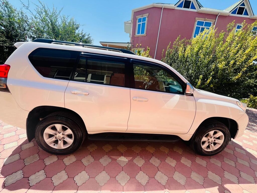 Toyota Land Cruiser Prado, ağ rəng, 5 qapı, tam ölçülü SUV — Avtomobillər, Naxçıvan (4)