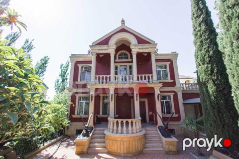 Satılır 7 otaqlı həyət evi/bağ evi 355 m²