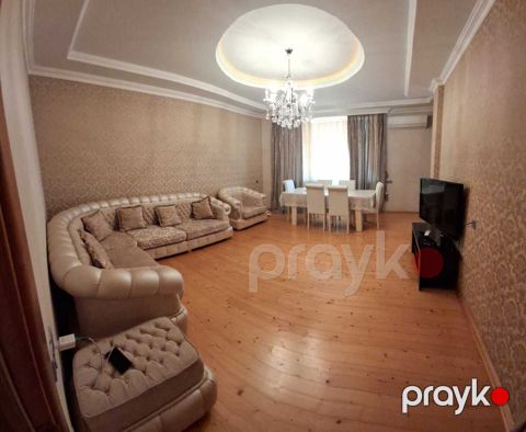 İcarəyə verilir 3 otaqlı yeni tikili 115 m²