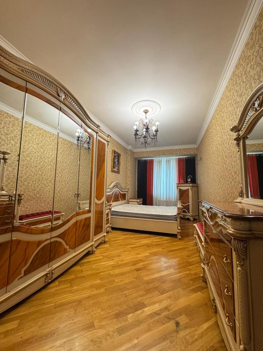 Satılır 3 otaqlı yeni tikili 135 m² — Mənzil, Bakı (10)