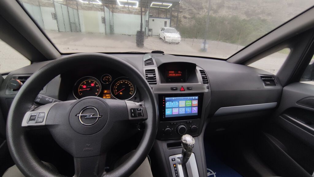 Opel Zafira: 2.2 l 2006 il Universal — Avtomobillər, Qusar