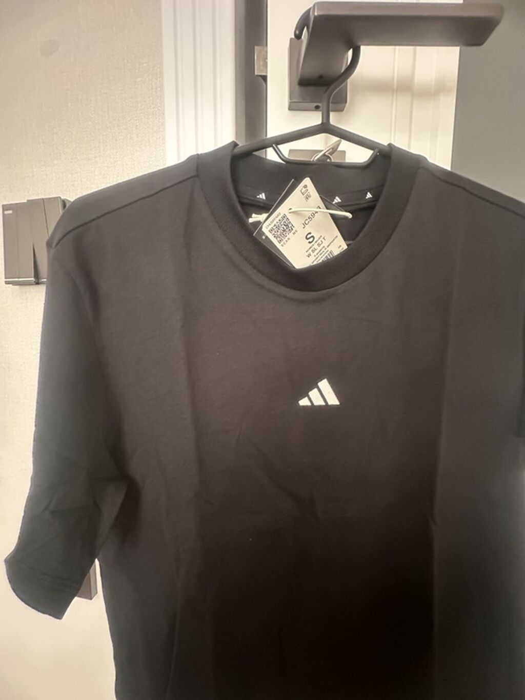 Futbolka, Adidas, S, rəng - Qara — Futbolka və polo, Bakı (3)