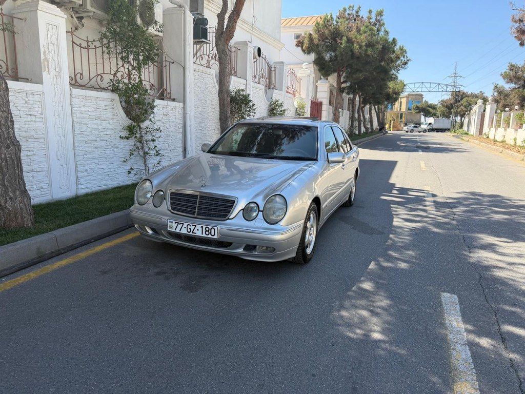 Mercedes E 240, 2.6 L, 2000 il, 350 000 km — Avtomobillər, Bakı