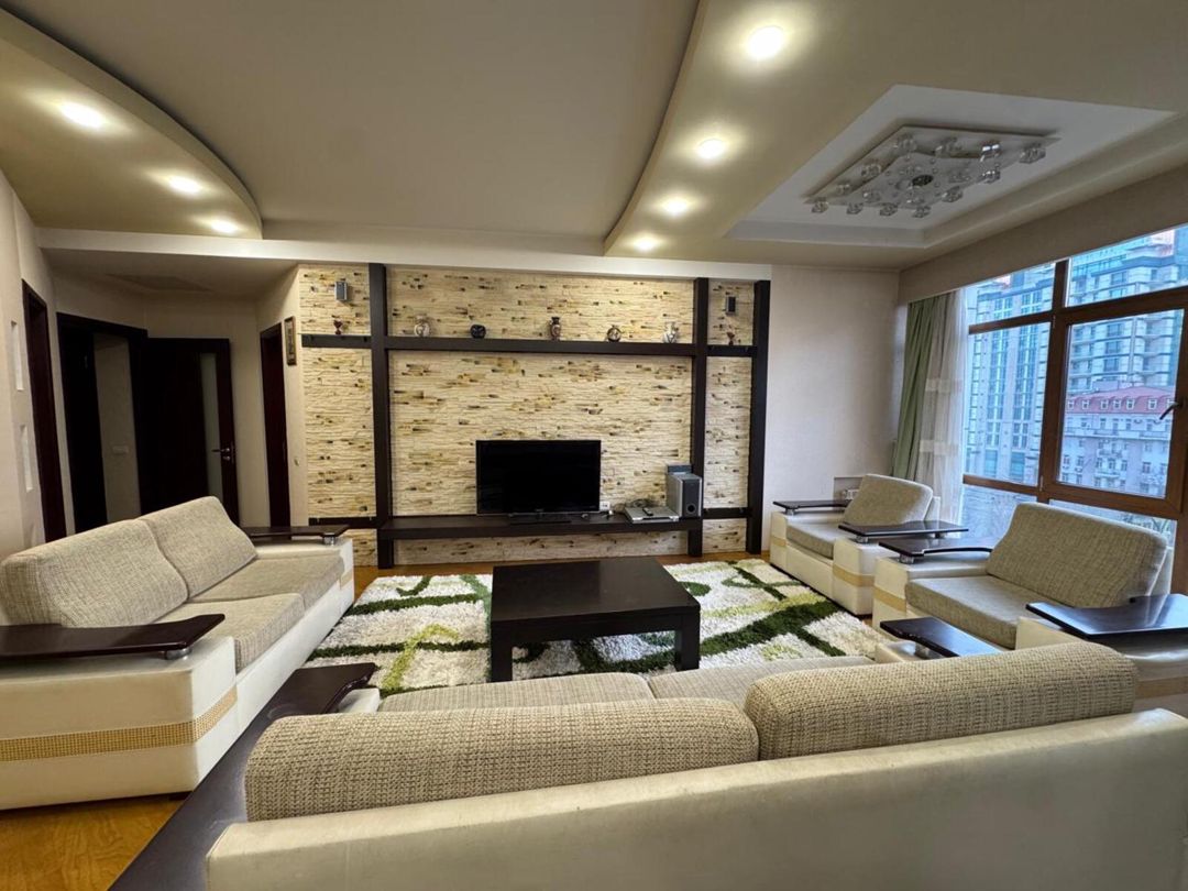 İcarəyə verilir 3 otaqlı yeni tikili 150 m² — Mənzil, Bakı (4)