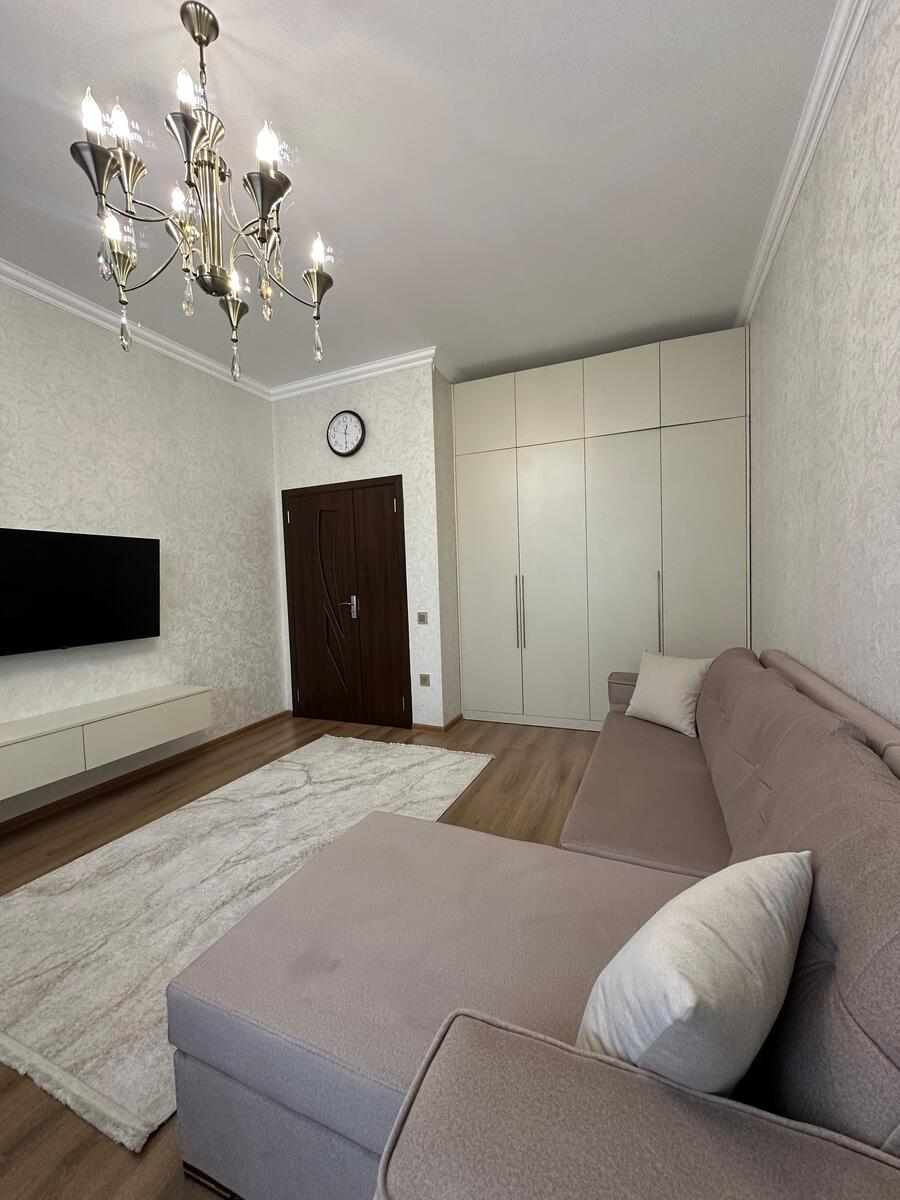Satılır 1 otaqlı yeni tikili 50 m² — Mənzil, Bakı (5)