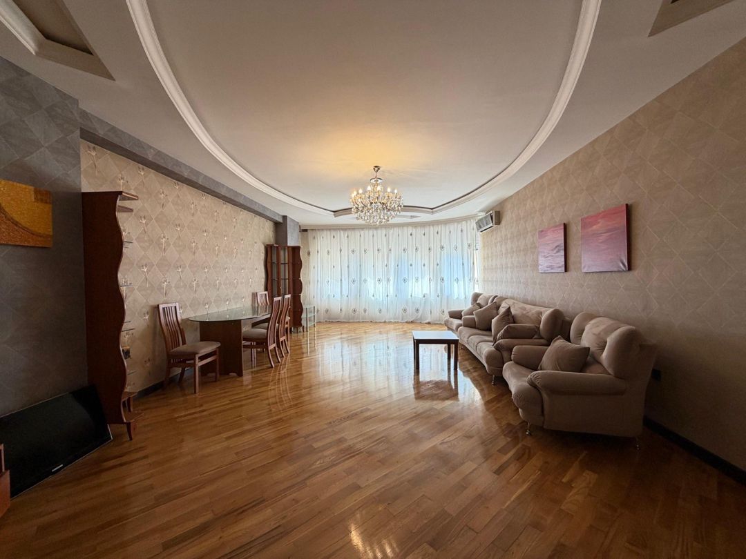 Satılır 3 otaqlı yeni tikili 146 m² — Mənzil, Bakı (2)