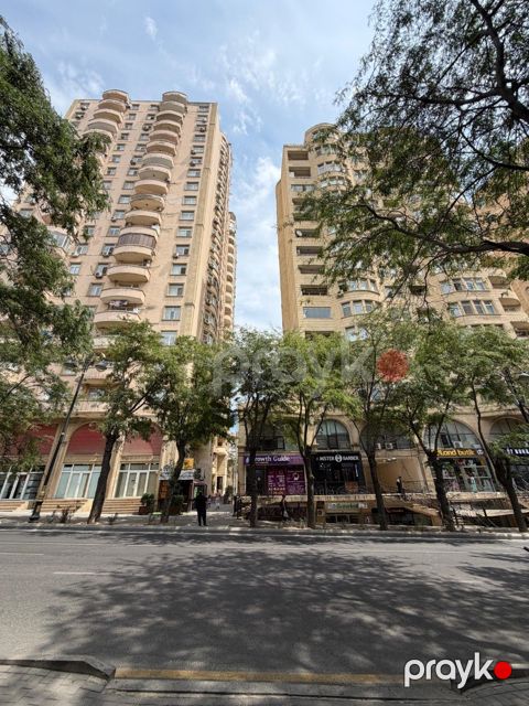 Satılır 3 otaqlı yeni tikili 146 m²