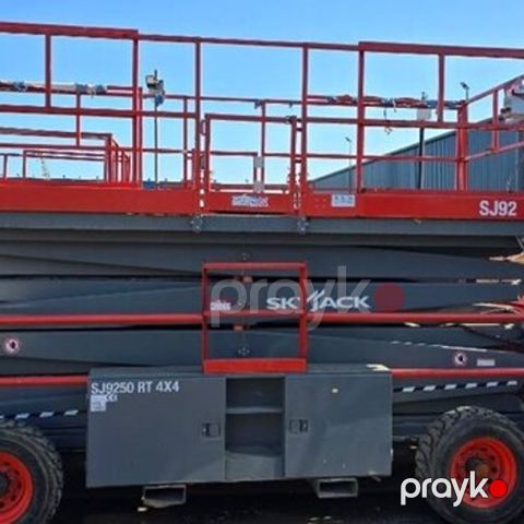 Skyjack SJ9250 RT 17M Dizel Qayçı Səbət 4x4 — Bakı