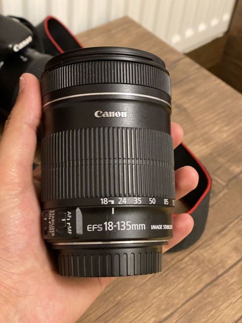 Canon 600D + 18-135 lens set herseyi var adaptir batareka ciddi — Bakı