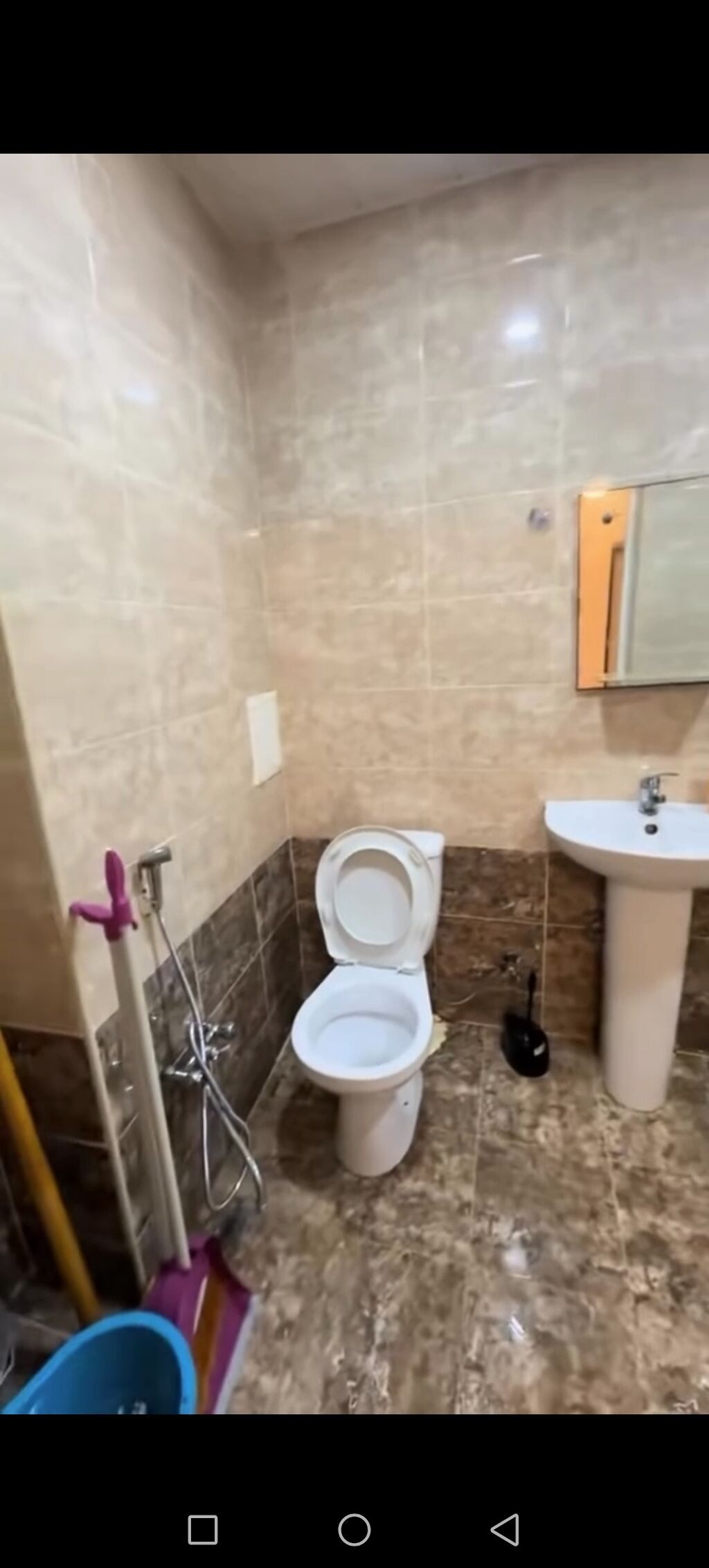 Gençlik metrosun yaxınlıqı (metroya 3 deyqa piyada )Abb bankin — Mənzil, Bakı (6)