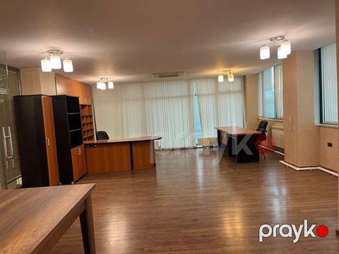 İcarəyə verilir 6 otaqlı ofis 220 m² — Bakı