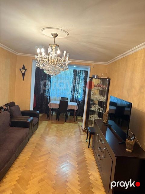 Satılır 4 otaqlı köhnə tikili 85 m²