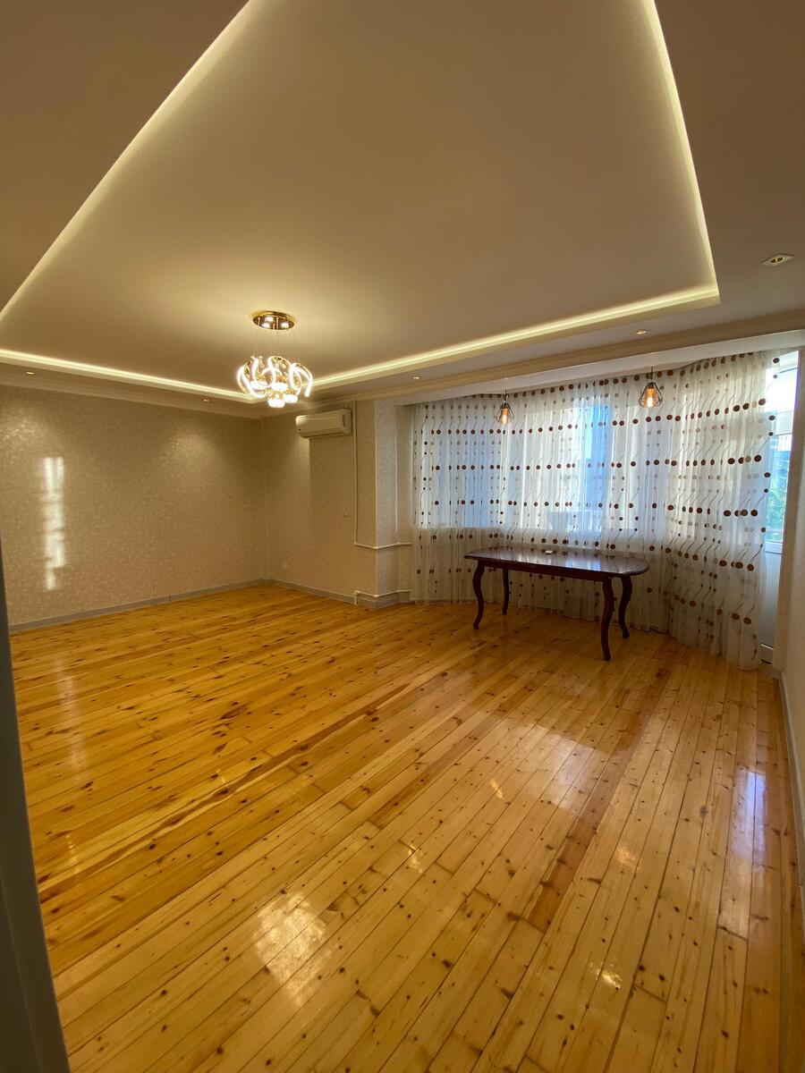 Satılır 4 otaqlı yeni tikili 120 m² — Mənzil, Bakı (2)