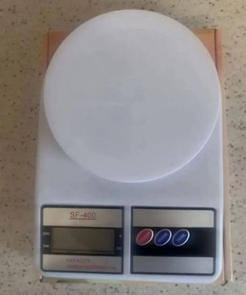 Mətbəx üçün elektron tərəzi SF-400 modeli. Məhsul qida məhsullarının — Bakı