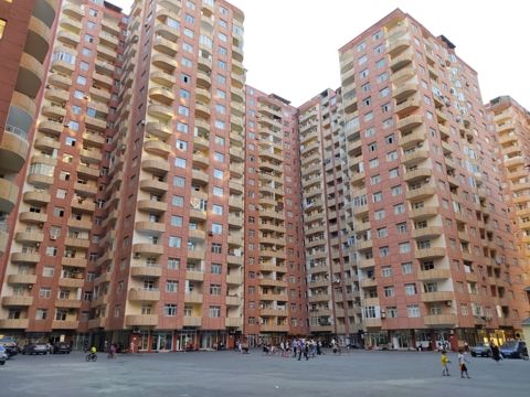 Satılır 2 otaqlı yeni tikili 80 m² — Bakı