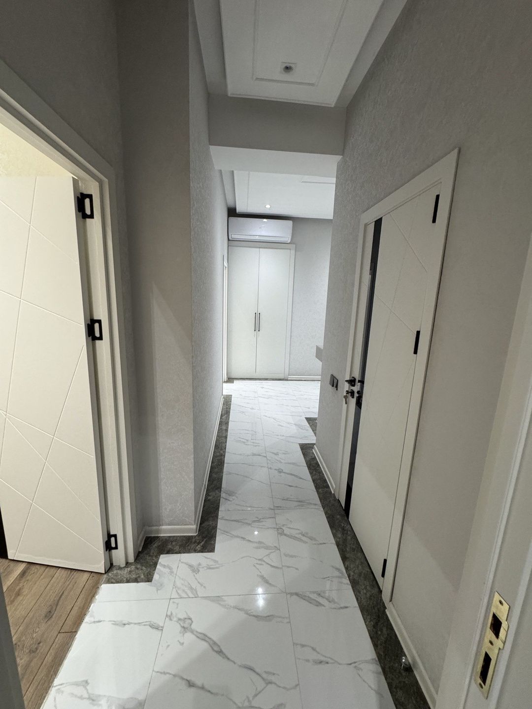 İcarəyə verilir 2 otaqlı yeni tikili 75 m² — Mənzil, Bakı (7)