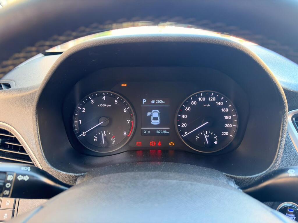 Hyundai Accent, 1.6 L, 2018 il, 187 265 km — Avtomobillər, Bakı (9)