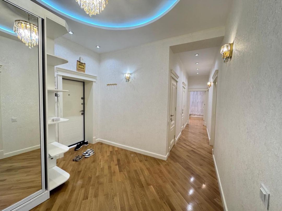 Satılır 4 otaqlı yeni tikili 156 m² — Mənzil, Bakı (12)