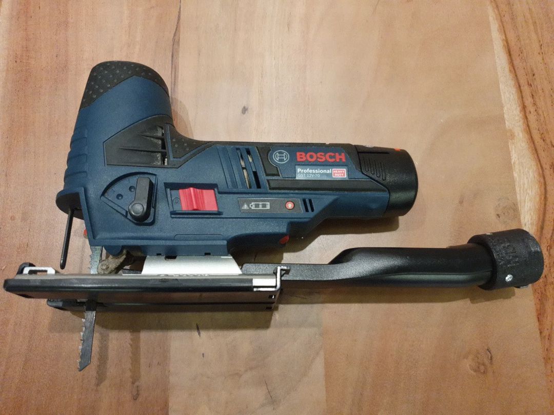 Batareyalı lobzik "Bosch GST 12-70" — Təmir və inşaat, Qazax (4)