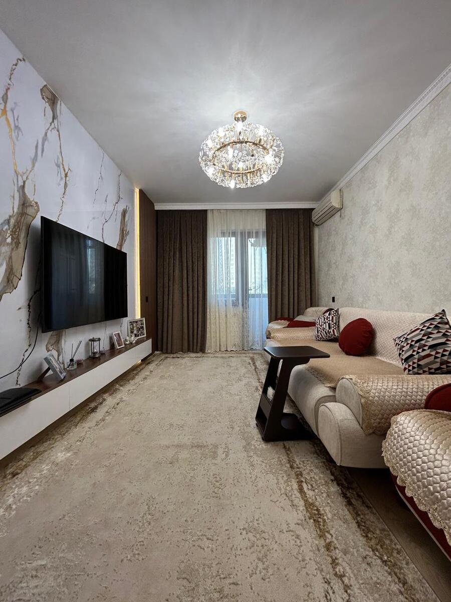 Satılır 4 otaqlı köhnə tikili 100 m² — Mənzil, Bakı (5)
