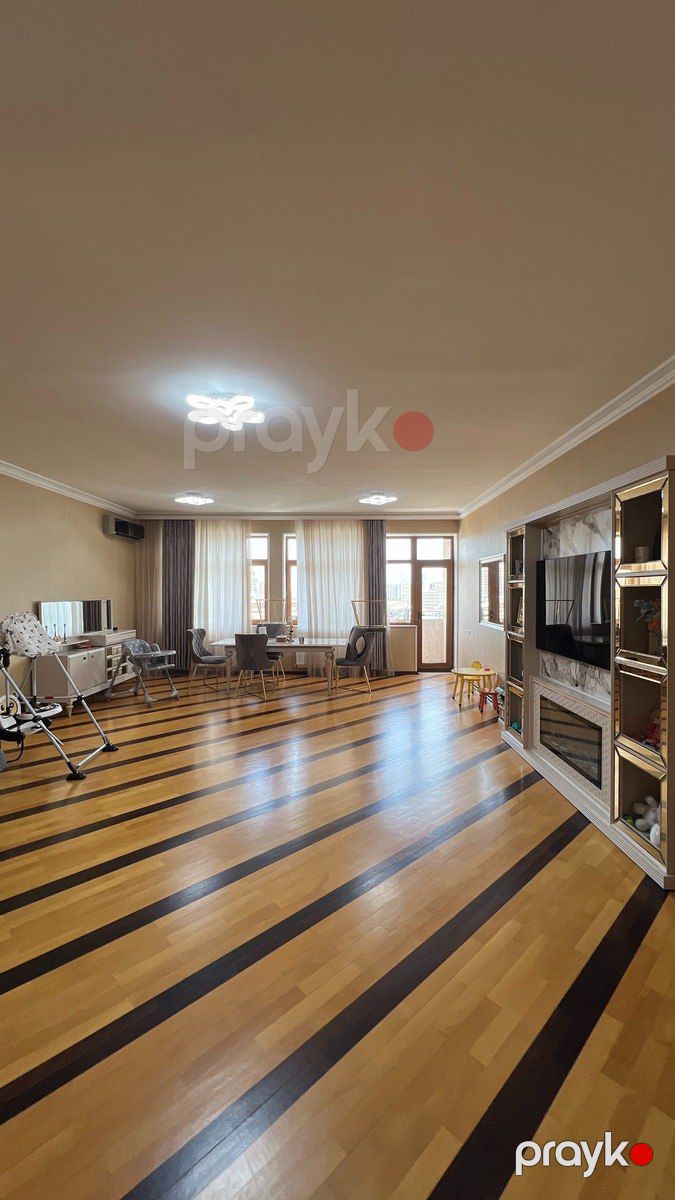 Satılır 4 otaqlı yeni tikili 187 m² — Mənzil, Bakı (2)
