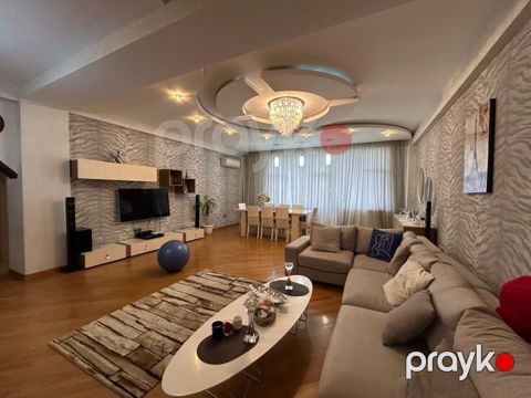 Satılır 5 otaqlı yeni tikili 202 m²
