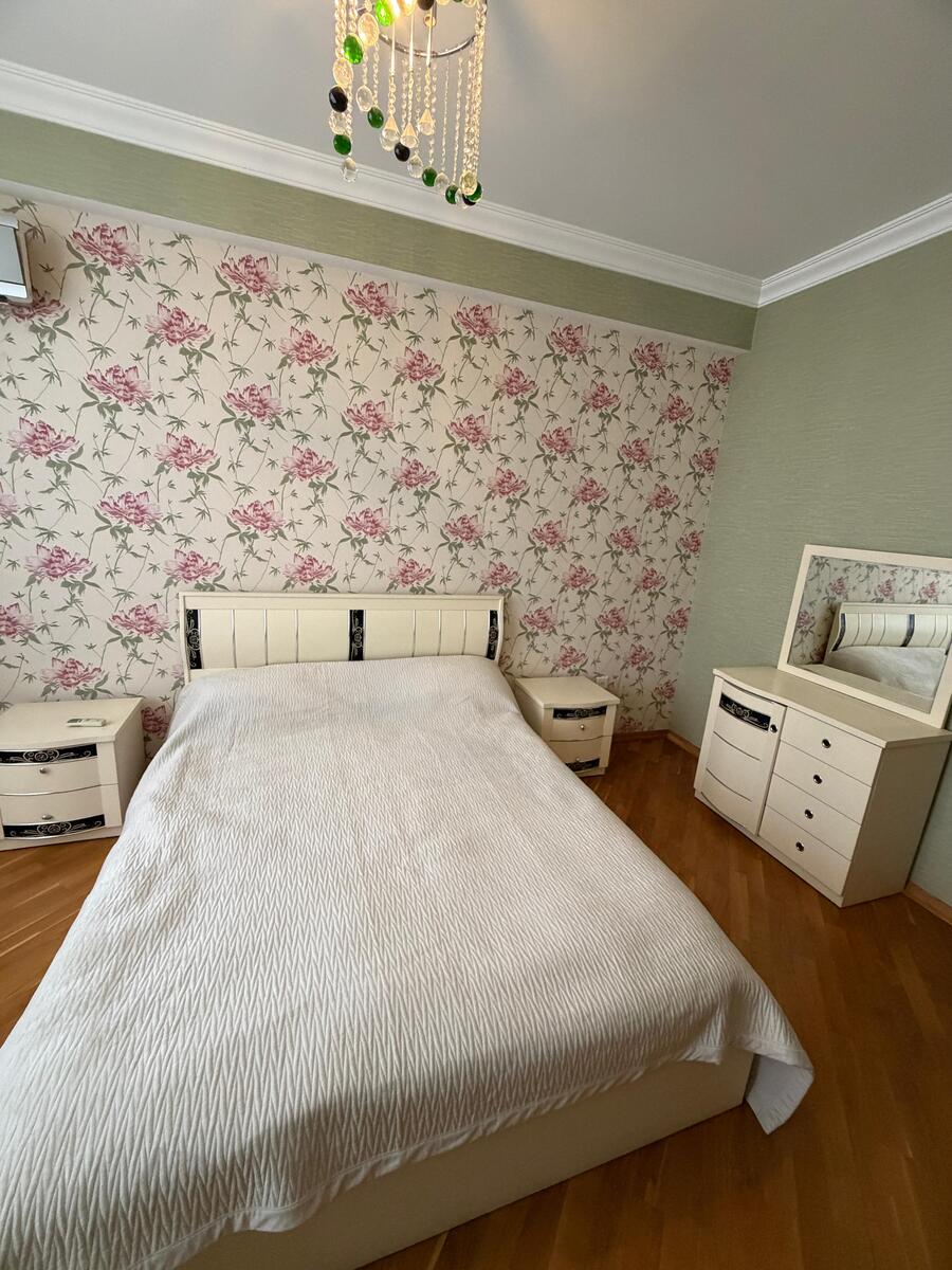 İcarəyə verilir 3 otaqlı yeni tikili 137 m² — Mənzil, Bakı (11)