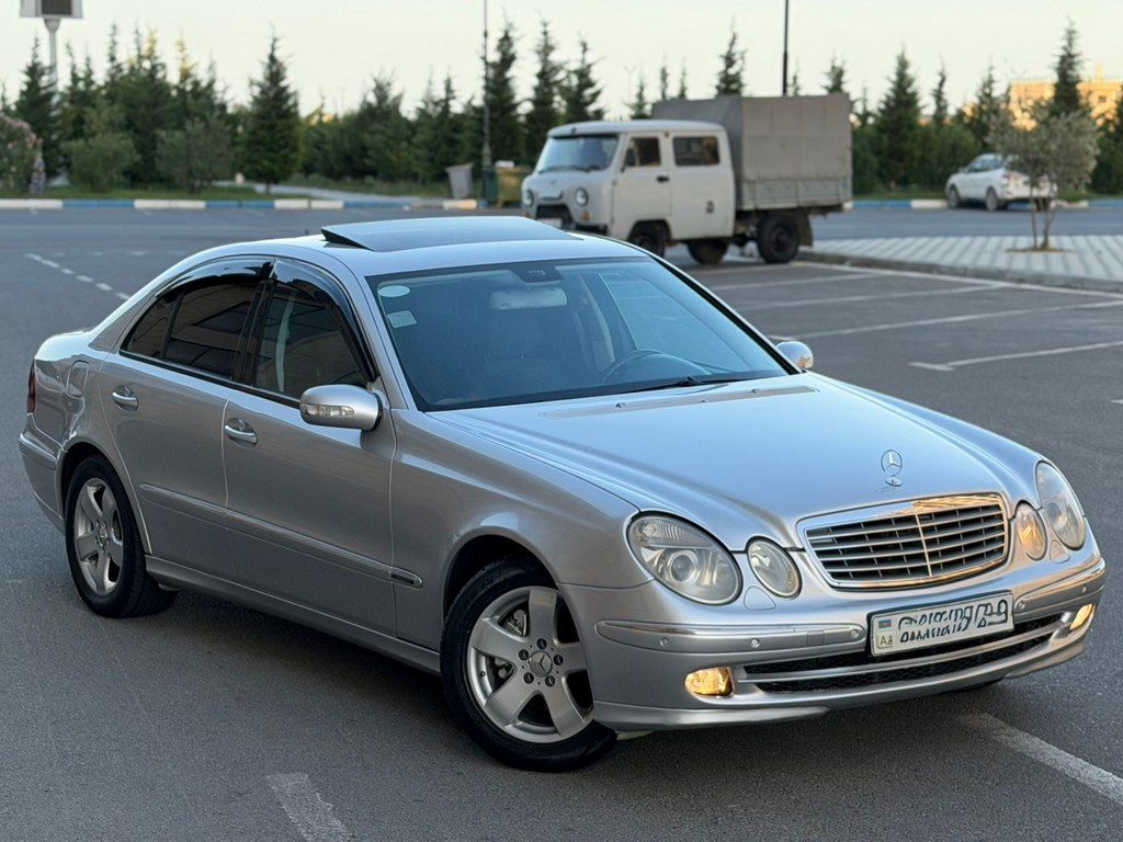 Mercedes E 320, 3.2 L, 2004 il, 278 000 km — Avtomobillər, Bakı (3)