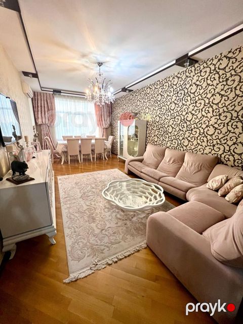 Satılır 3 otaqlı yeni tikili 118 m²