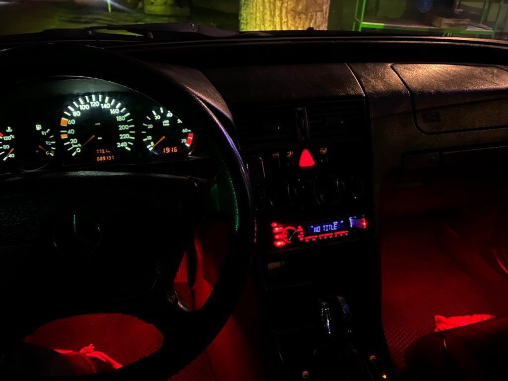Mercedes C 200, 2.0 L, 1999 il, 250 000 km — Avtomobillər, Göygöl (11)