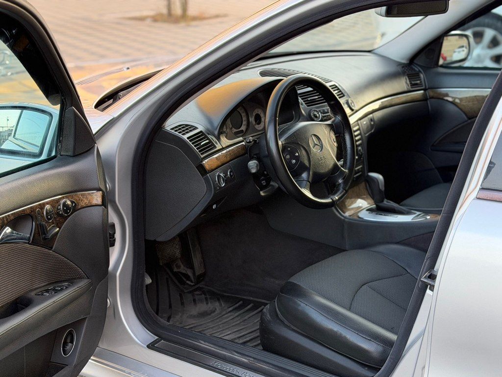 Mercedes E 320, 3.2 L, 2004 il, 278 000 km — Avtomobillər, Bakı (8)