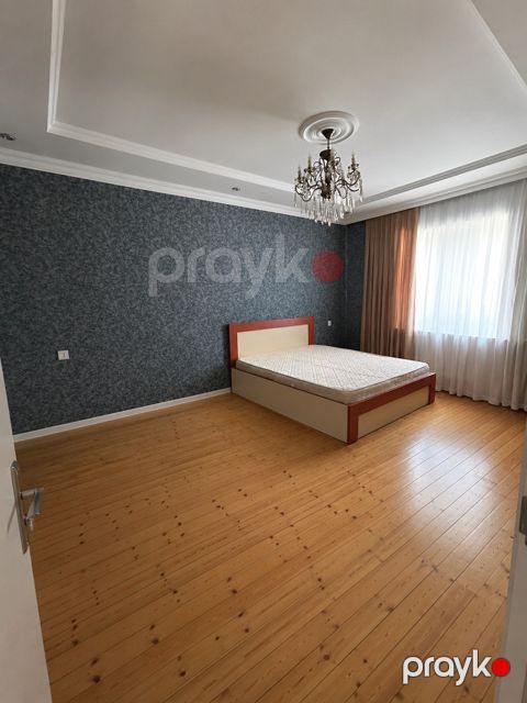 İcarəyə verilir 3 otaqlı həyət evi/bağ evi 100 m²