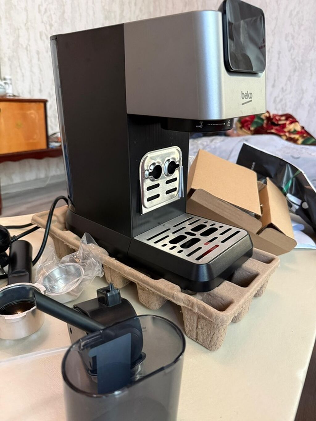 Beko CreamyPro espresso/kofe aparatı - Brend/model: Beko CreamyPro — Qahvə aparatları və maşınları, Bakı (4)