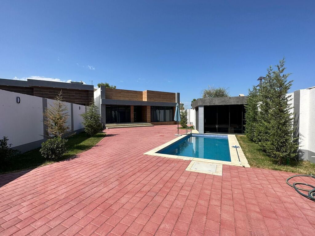 İcarəyə verilir 4 otaqlı həyət evi/bağ evi 250 m² — Ev, villa, Bakı (7)