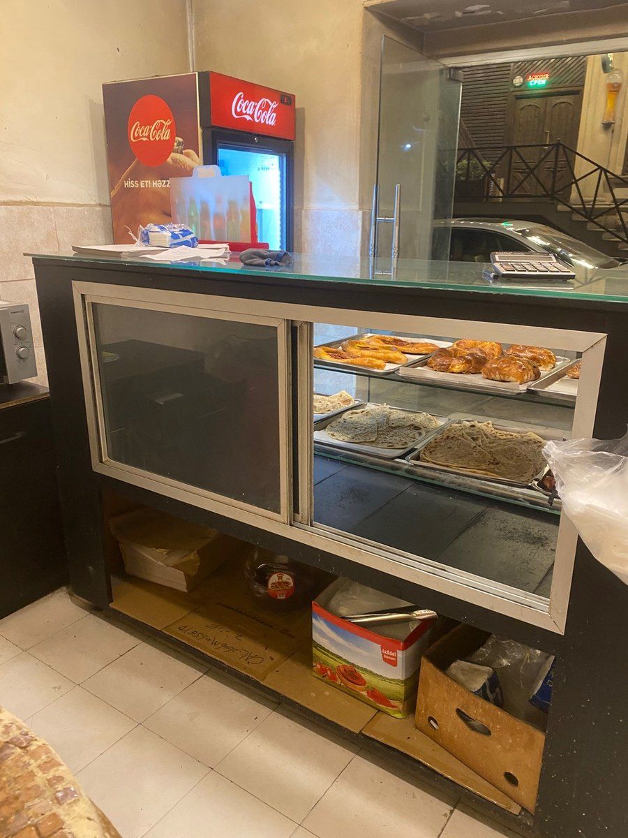 Şirniyyat soyuducusu — Biznes və avadanlıq, Bakı
