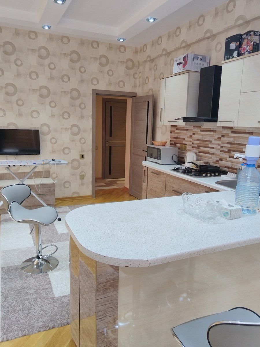 İcarəyə verilir 2 otaqlı yeni tikili 96 m² — Mənzil, Bakı (7)
