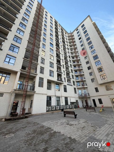 3 otaqlı, Yeni tikili, 118 kv. m