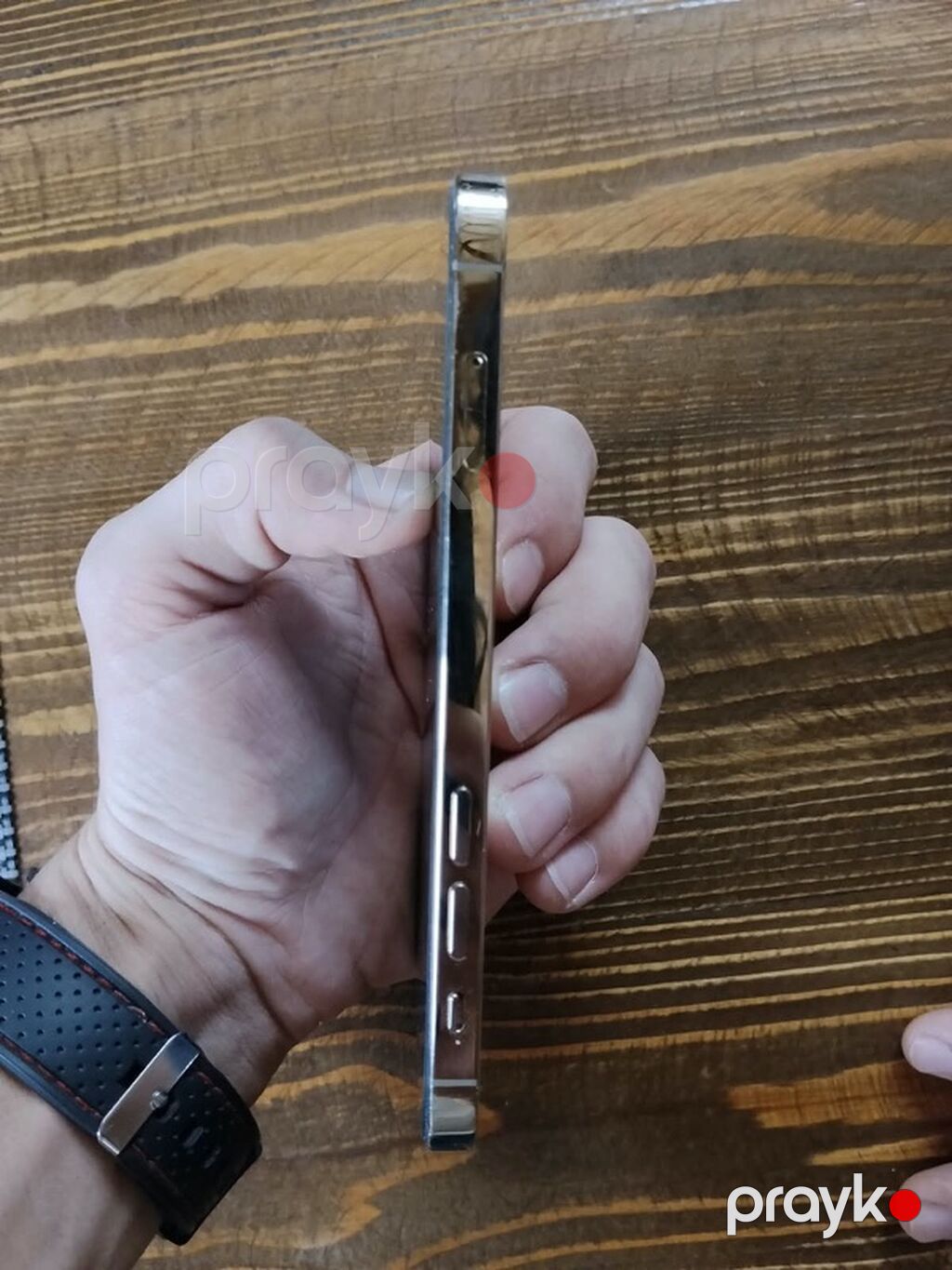 Məhsul: iPhone üçün şəffaf-çəhrayı çərçivəli magsafe dəstəkli qoruyucu — Digər, Sumqayıt (4)