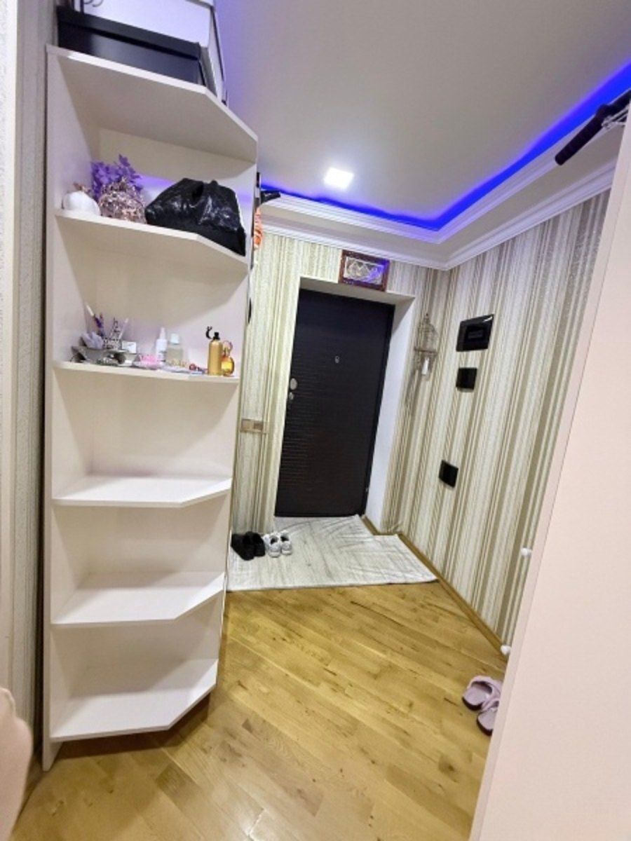 Satılır 2 otaqlı köhnə tikili 65 m² — Mənzil, Bakı (7)