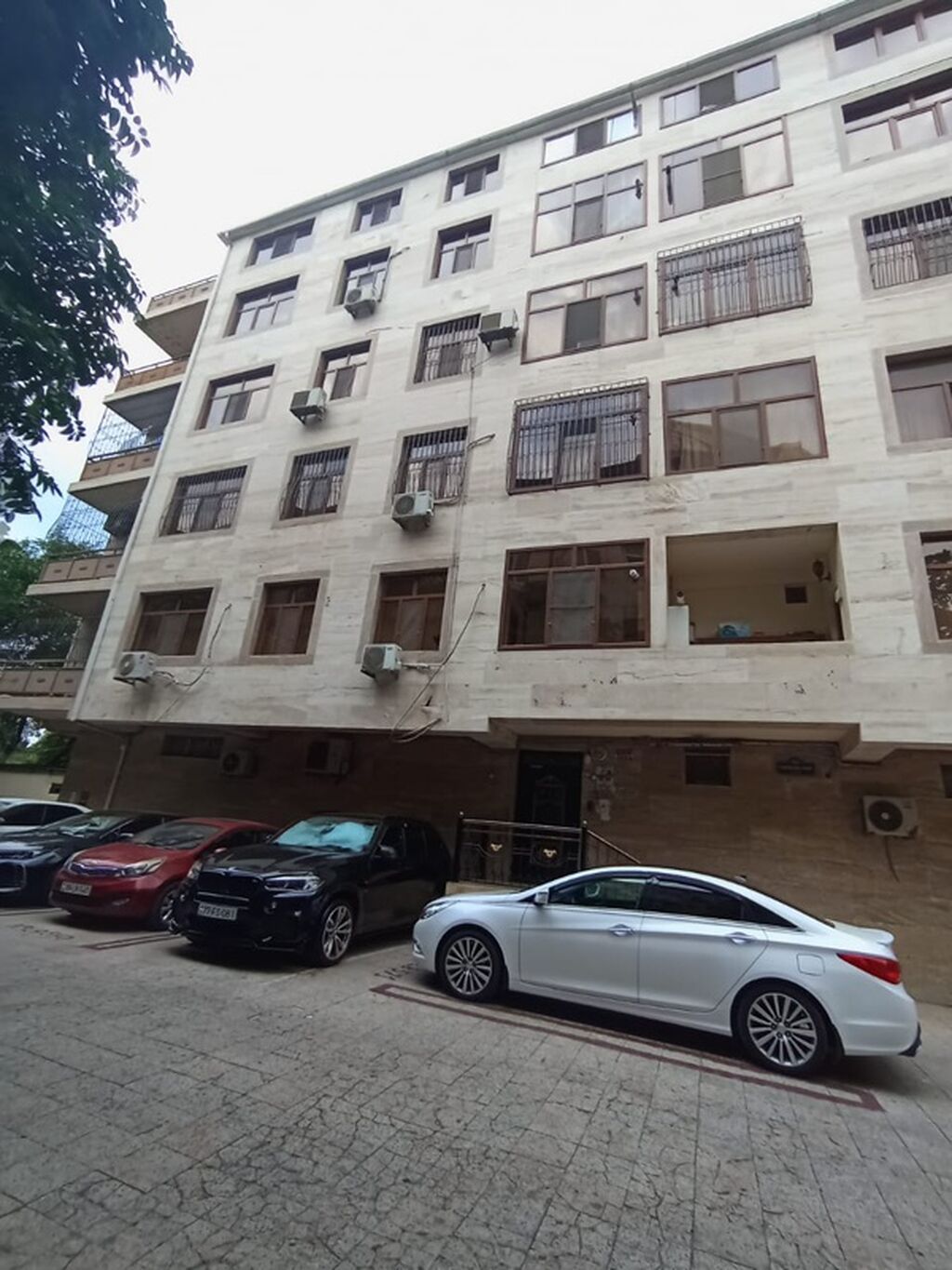3 otaqlı, Yeni tikili, 110 kv. m — Mənzil, Bakı (2)