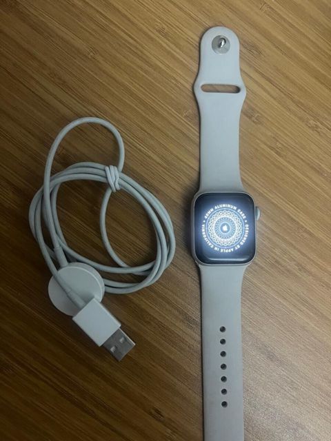 Apple Watch SE 2 — Bakı