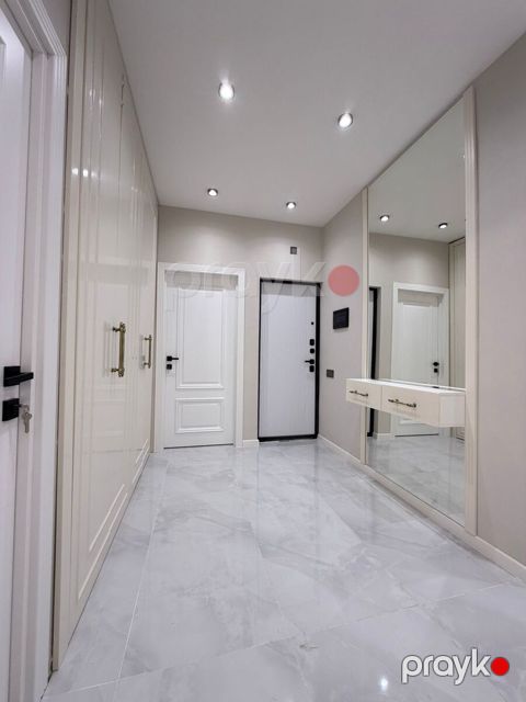 Satılır 3 otaqlı köhnə tikili 75 m²